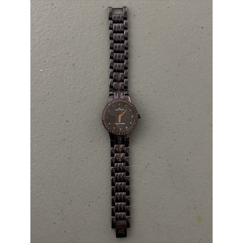 Anne Klein AK Ladies Watch Gemmed Bezel Dial Water Resistant 100ft Needs Battery - Picture 4 of 11